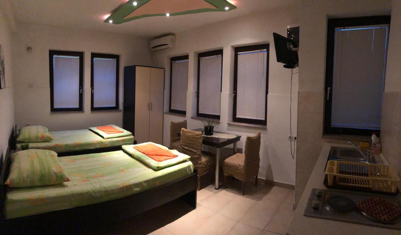 Katjel Apartments โอครีด ภายนอก รูปภาพ